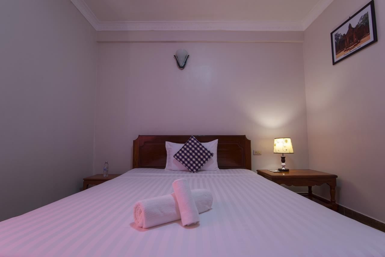 Panda Angkor Inn Siem Reap Extérieur photo