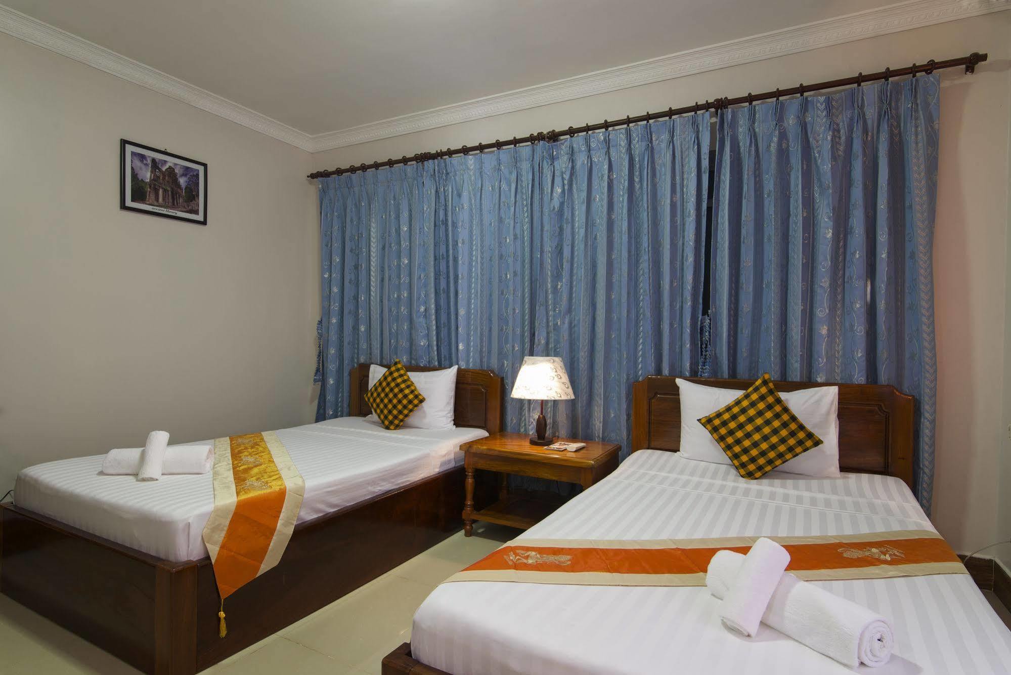 Panda Angkor Inn Siem Reap Extérieur photo